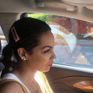 Meet your Posher, Laura